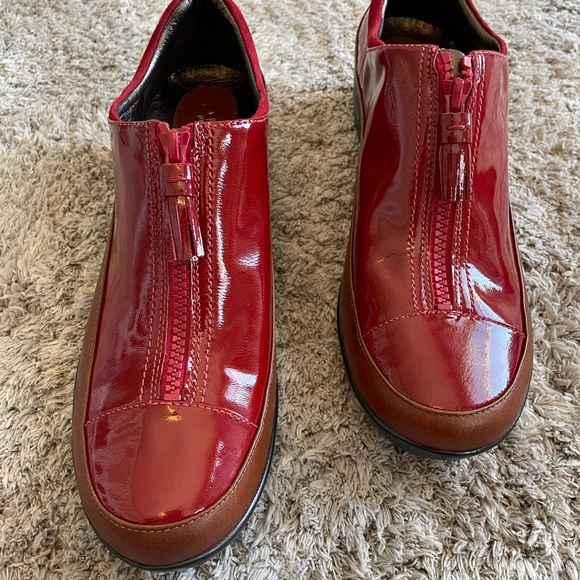 Cole Haan Air Dorie Slip On -Rare! - Picture 2 of 8